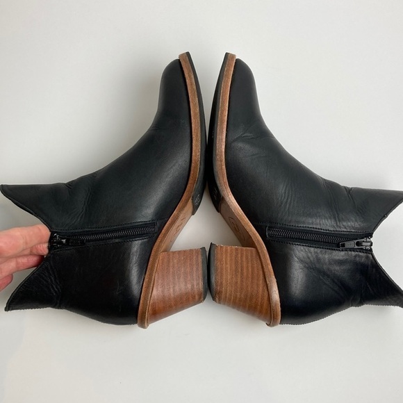 Poppy Barley The Two Point Genuine Leather Ankle Boot Sz 6.5 Elevated Basic - Picture 13 of 16